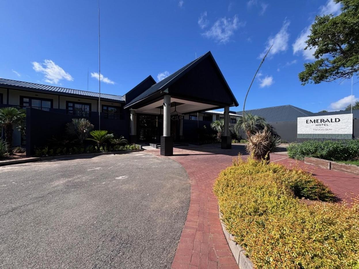 Emerald Resort & Casino Vanderbijlpark Exterior photo